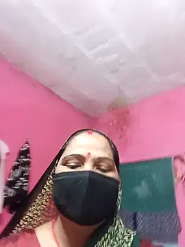 Snapshot of Ut_kanchna chatting on October 28, 12:03 am Ut kanchna online show from October 28, 12:03 am