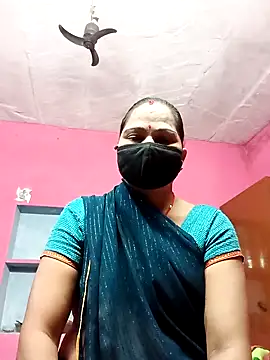 Snapshot of Ut_kanchna chatting on October 31, 10:55 pm Ut kanchna online show from October 31, 10:55 pm