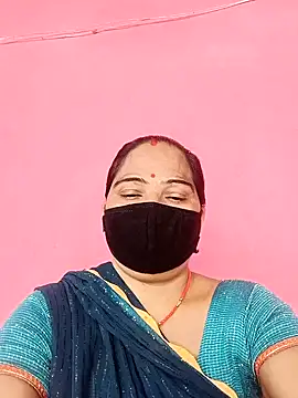 Snapshot of Ut_kanchna chatting on November 3, 9:32 am Ut kanchna online show from November 3, 9:32 am