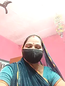 Snapshot of Ut_kanchna chatting on November 7, 7:52 am Ut kanchna online show from November 7, 7:52 am