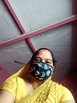 Snapshot of Ut_kanchna chatting on November 9, 11:58 pm Ut kanchna online show from November 9, 11:58 pm