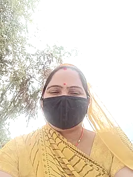 Snapshot of Ut_kanchna chatting on November 12, 4:57 am Ut kanchna online show from November 12, 4:57 am