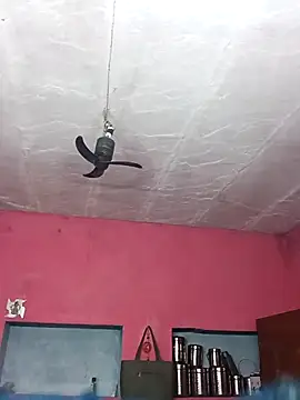 Snapshot of Ut_kanchna chatting on November 18, 11:14 am Ut kanchna online show from November 18, 11:14 am