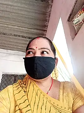 Snapshot of Ut_kanchna chatting on November 21, 6:34 am Ut kanchna online show from November 21, 6:34 am