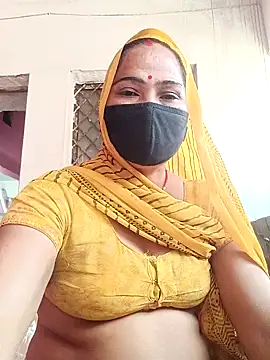 Snapshot of Ut_kanchna chatting on November 25, 6:24 am Ut kanchna online show from November 25, 6:24 am