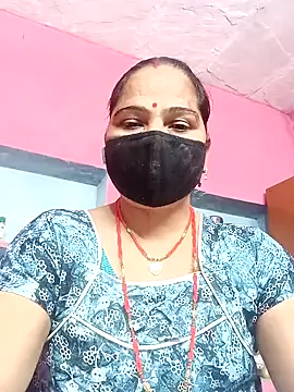 Snapshot of Ut_kanchna chatting on December 1, 12:26 am Ut kanchna online show from December 1, 12:26 am