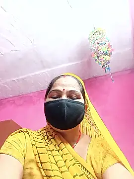 Snapshot of Ut_kanchna chatting on December 3, 8:07 pm Ut kanchna online show from December 3, 8:07 pm