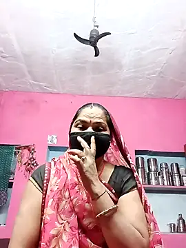 Snapshot of Ut_kanchna chatting on December 15, 10:36 pm Ut kanchna online show from December 15, 10:36 pm