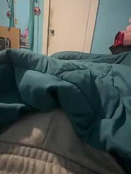 Snapshot of Steven-1989 chatting on November 18, 11:25 am Steven-1989 online show from November 18, 11:25 am