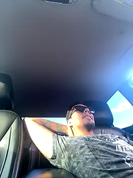 Snapshot of Steven-1989 chatting on November 18, 11:26 pm Steven-1989 online show from November 18, 11:26 pm