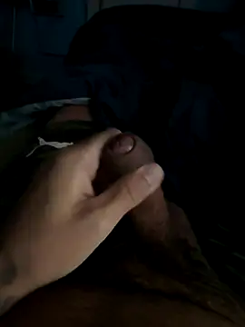 Snapshot of Steven-1989 chatting on November 27, 6:10 pm Steven-1989 online show from November 27, 6:10 pm