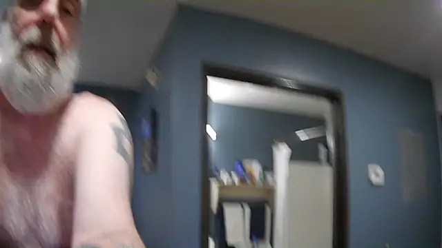 Snapshot of Fuck-Buddy-4U chatting on October 30, 12:17 pm Fuck-Buddy-4U online show from October 30, 12:17 pm