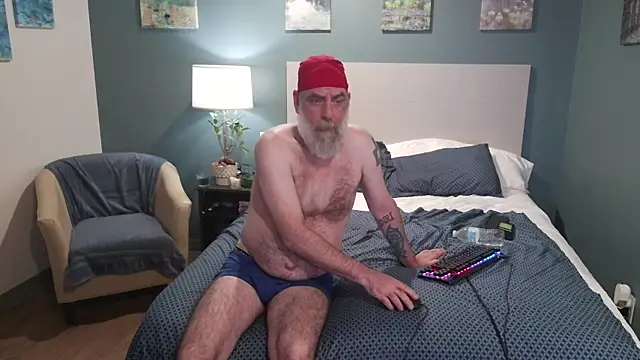 Snapshot of Fuck-Buddy-4U chatting on November 15, 1:47 am Fuck-Buddy-4U online show from November 15, 1:47 am