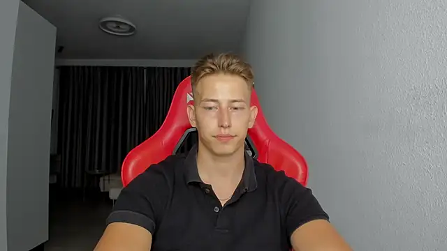 find0m master online show from October 31, 10:33 pm