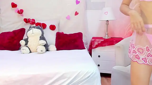 Snapshot of Sara_Collinss_ chatting on February 14, 12:02 pm Sara Collinss online show from February 14, 12:02 pm