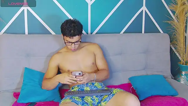 Stefano Calle online show from November 21, 12:15 pm