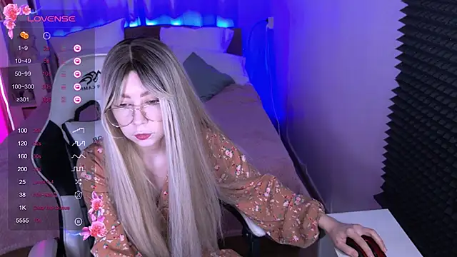 sofiisun online show from October 23, 2:22 am