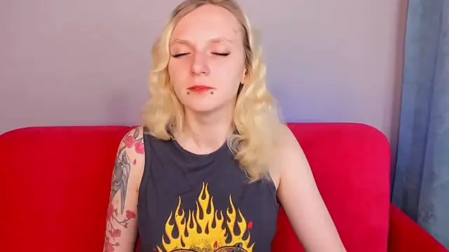 LikiLips online show from October 9, 1:25 am