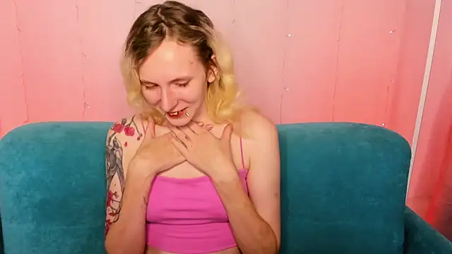 LikiLips online show from December 16, 1:10 am