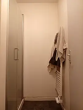  Gabriela 5Live online show from December 5, 4:36 pm