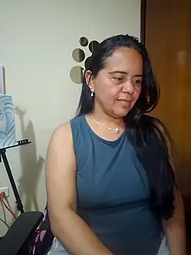 Miss  kendra  online show from October 21, 12:33 am