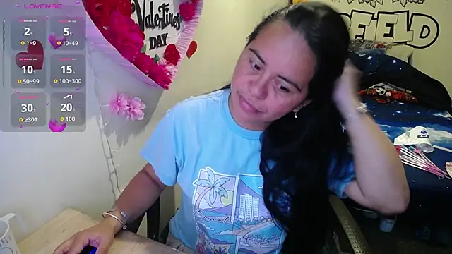 Miss  kendra  online show from April 9, 11:26 am