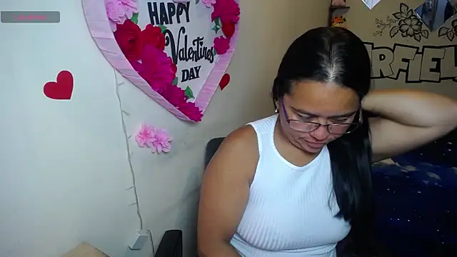 Miss  kendra  online show from May 8, 11:37 am