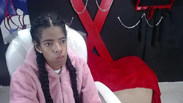 Snapshot of thianahorny chatting on January 17, 11:15 am thianahorny online show from January 17, 11:15 am