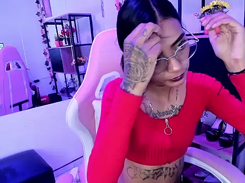 KarlaSlutSkinny   online show from February 13, 8:49 pm