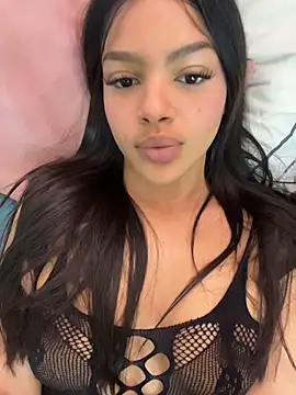 MeganHillss online show from April 8, 7:14 pm