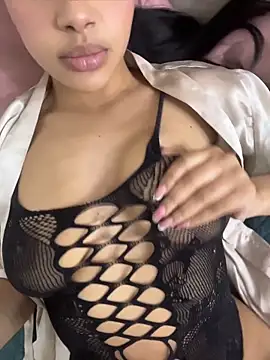 MeganHillss online show from May 10, 1:33 am
