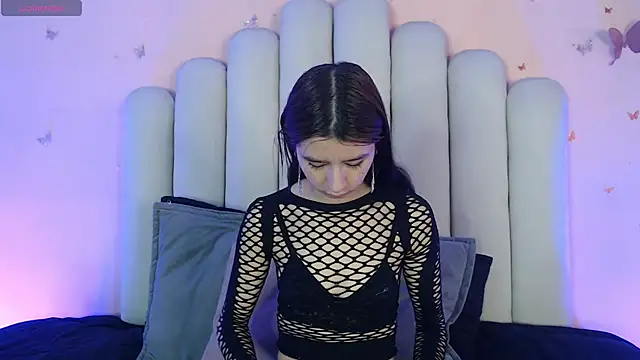 Snapshot of SweetRenata_ chatting on November 4, 12:04 pm SweetRenata online show from November 4, 12:04 pm