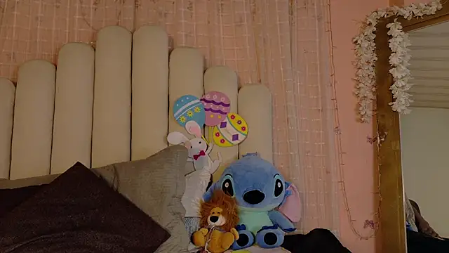 SweetRenata  online show from April 24, 11:23 am