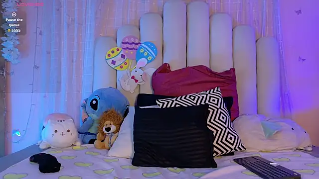 SweetRenata  online show from June 5, 12:44 pm