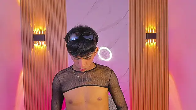 Ethan thouse online show from November 28, 8:11 pm