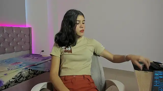 beiby glow online show from October 28, 3:04 pm