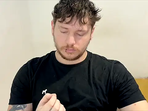 Skol 100802 online show from April 16, 9:15 pm