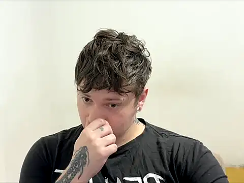 Skol 100802 online show from April 23, 2:08 pm