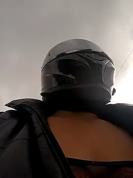 Scarlet Aura online show from November 29, 8:34 pm