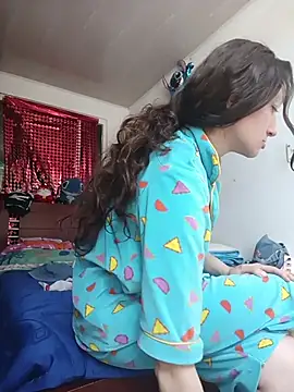 Lucy colee online show from November 18, 4:44 pm