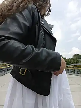 Lucy colee online show from April 4, 5:54 pm