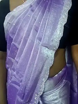 Snapshot of Tamilmallu-duskygirl03 chatting on November 5, 10:04 am Tamilmallu-duskygirl03 online show from November 5, 10:04 am