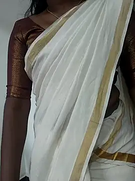 Snapshot of Tamilmallu-duskygirl03 chatting on November 9, 6:01 am Tamilmallu-duskygirl03 online show from November 9, 6:01 am