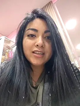 Victoria Jonhss online show from October 27, 11:31 pm