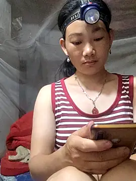 Snapshot of gio-thu chatting on June 30, 2:12 am gio-thu online show from June 30, 2:12 am