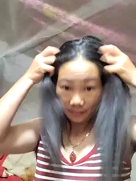 Snapshot of gio-thu chatting on July 3, 10:49 pm gio-thu online show from July 3, 10:49 pm