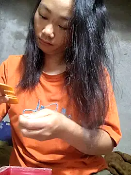 Snapshot of gio-thu chatting on July 23, 10:19 pm gio-thu online show from July 23, 10:19 pm