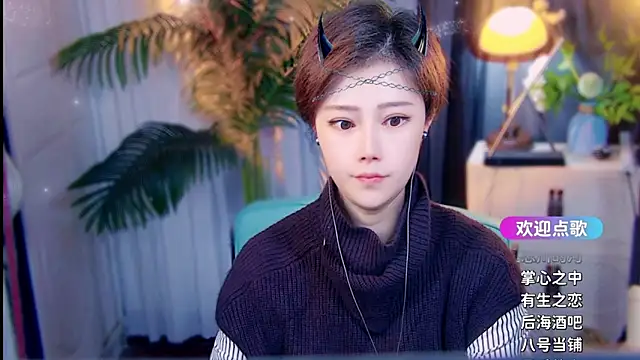 cherry-fa online show from April 15, 10:00 am