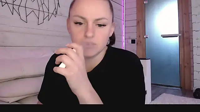 CandyBunie online show from January 14, 5:13 am