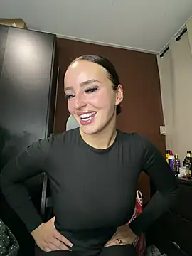 spicycharxx online show from February 27, 4:51 pm